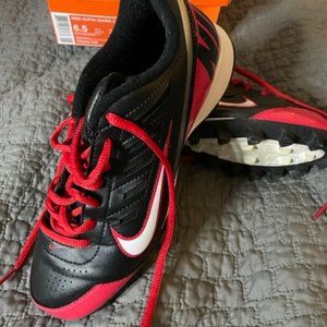 New Nike Football Cleats -  size 6.5 Wide